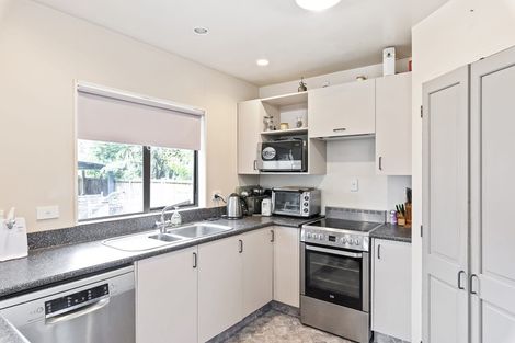 Photo of property in 24a Karu Crescent, Waikanae, 5036