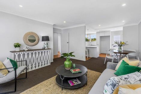 Photo of property in 1/315 Riddell Road, Glendowie, Auckland, 1071