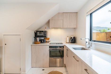 Photo of property in 3/123 Cambridge Terrace, Fairfield, Lower Hutt, 5011