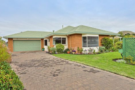 Photo of property in 6 Wilton Row, Taradale, Napier, 4112