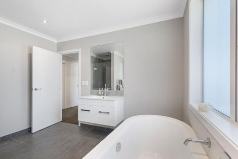 Photo of property in 6 Cotter Place, Cambridge, 3434