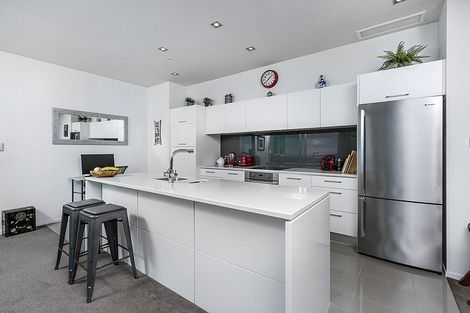 Photo of property in Sentinel Apartments, 1705/3 Northcroft Street, Takapuna, Auckland, 0622