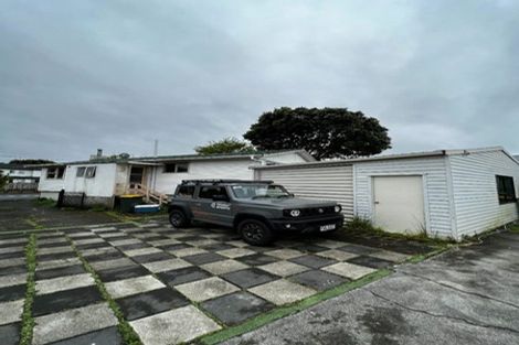 Photo of property in 12 Greville Road, Pinehill, Auckland, 0632