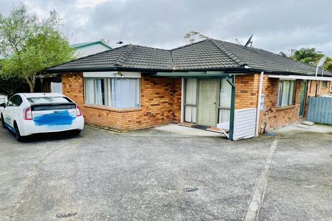 Photo of property in 10 Wheaton Place, Glen Eden, Auckland, 0602