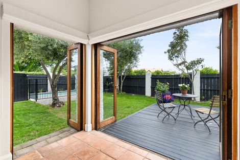 Photo of property in 1/509 Fitzroy Avenue, Hastings, 4122