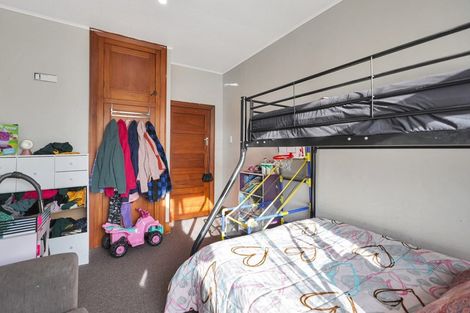 Photo of property in 42 Eton Street, Hampstead, Ashburton, 7700