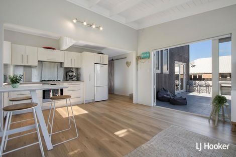 Photo of property in 4 Hereford Place, Waihi Beach, 3611