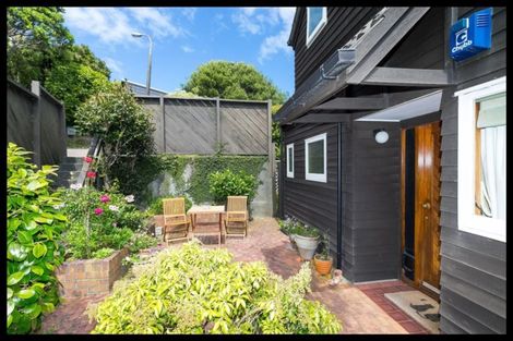 Photo of property in 16a Indira Place, Khandallah, Wellington, 6035