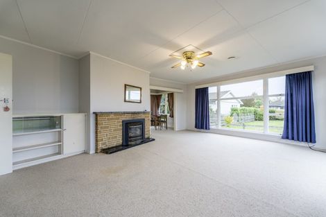 Photo of property in 15 Rugby Street, Waimate, 7924