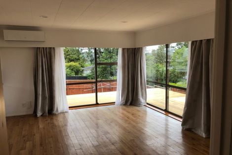 Photo of property in 2/13 Dakota Avenue, Beach Haven, Auckland, 0626