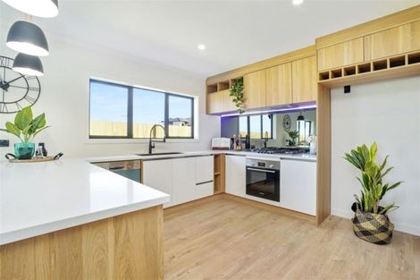 Photo of property in 6 Kapua Crescent, Rototuna North, Hamilton, 3210