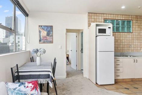 Photo of property in Regency Apartments, 2g/49 Manners Street, Te Aro, Wellington, 6011