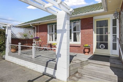 Photo of property in 18 Bond Street, Waltham, Christchurch, 8023