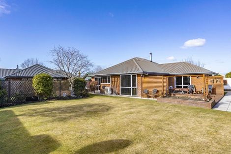 Photo of property in 30 Carmana Gardens, Rangiora, 7400