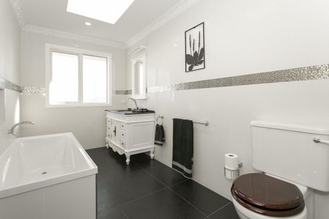 Photo of property in 30 Thomson Street, Tinwald, Ashburton, 7700