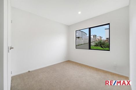 Photo of property in 28b Poruru Close, Papakura, 2110