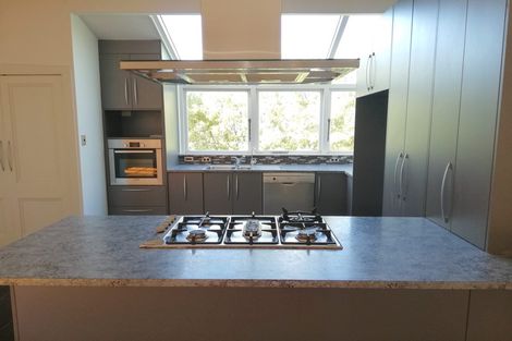 Photo of property in 3 Wattle Street, New Lynn, Auckland, 0600