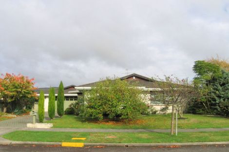 Photo of property in 34 Cranbrook Grove, Waikanae, 5036