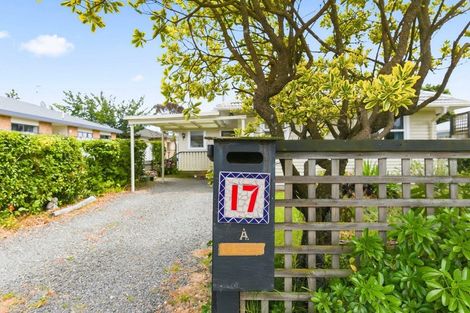 Photo of property in 17 Walton Road, Paraparaumu Beach, Paraparaumu, 5032