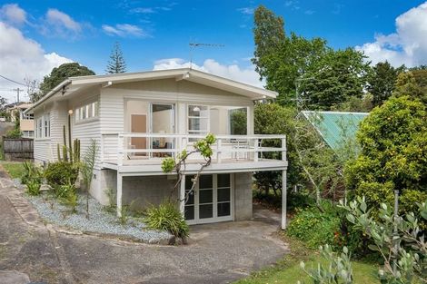 Photo of property in 24 Rambler Crescent, Beach Haven, Auckland, 0626