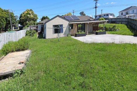 Photo of property in 74 Hetherington Road, Ranui, Auckland, 0612