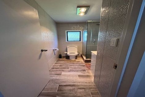 Photo of property in 6b Flamingo Court, Goodwood Heights, Auckland, 2105