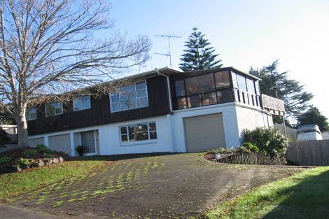 Photo of property in 7 Bridge Avenue, Te Atatu South, Auckland, 0610