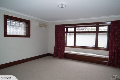 Photo of property in 2/110 Rattray Street, Riccarton, Christchurch, 8041