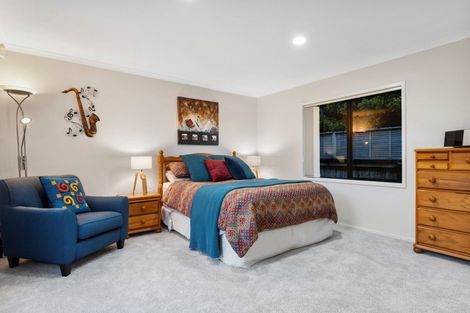 Photo of property in 5 Hillford Place, Welcome Bay, Tauranga, 3175