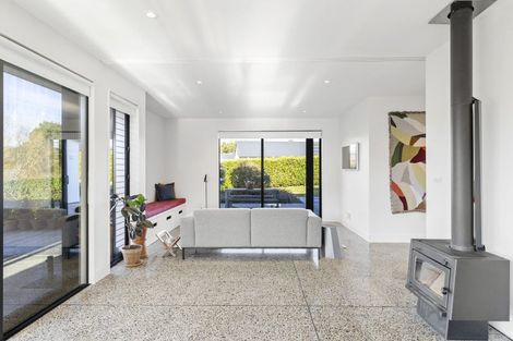 Photo of property in 111 Polson Hill Drive, Aokautere, Palmerston North, 4471