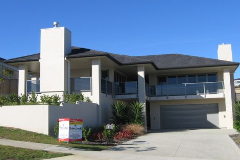 Photo of property in 3 Armstrong Farm Drive, East Tamaki Heights, Auckland, 2016