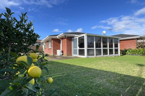 Photo of property in 1/1 Tina Place, Sunnyhills, Auckland, 2010