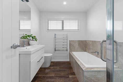 Photo of property in 3 Kissling Terrace, Pyes Pa, Tauranga, 3112