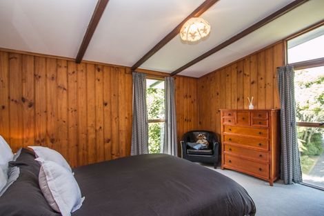 Photo of property in 13 Reynolds Place, Torbay, Auckland, 0630