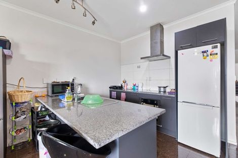 Photo of property in 24c/132 Stancombe Road, Flat Bush, Auckland, 2016