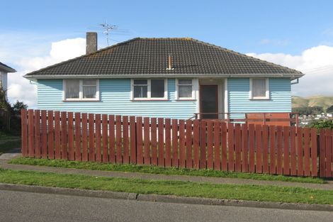 Photo of property in 95 Hereford Street, Cannons Creek, Porirua, 5024