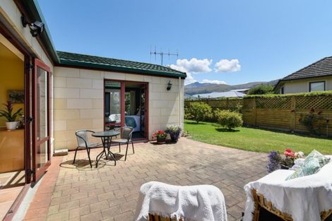 Photo of property in 44 Elm Tree Avenue, Frankton, Queenstown, 9300