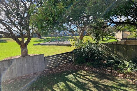 Photo of property in 16 Shearwater Street, One Tree Point, 0118