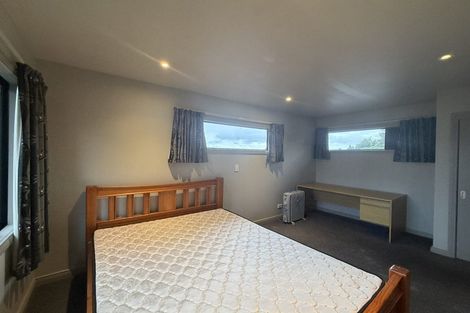 Photo of property in 40 Hiwihau Place, Glenfield, Auckland, 0629
