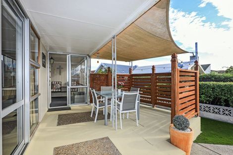 Photo of property in 17 Laurent Place, Greenmeadows, Napier, 4112