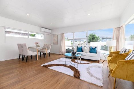 Photo of property in 57 Woolfield Road, Papatoetoe, Auckland, 2025