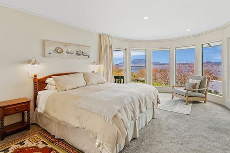 Photo of property in 43 Mapara Road, Acacia Bay, Taupo, 3385