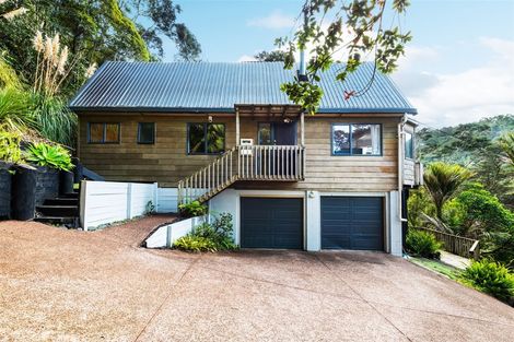 Photo of property in 30 Wood Bay Road, Titirangi, Auckland, 0604