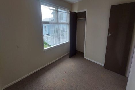 Photo of property in 26 Ray Small Drive, Papakura, 2110