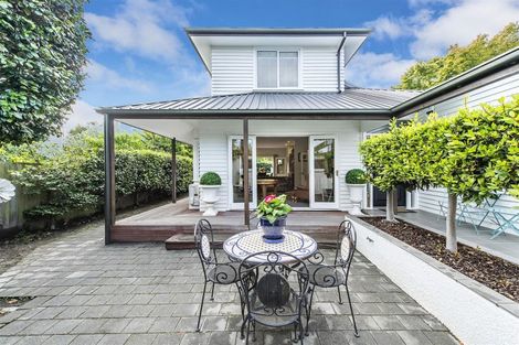 Photo of property in 36 Jacksons Road, Lyttelton, 8082