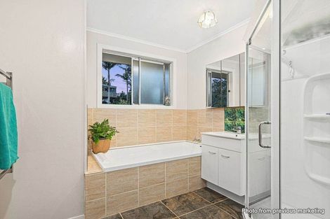 Photo of property in 424 Don Buck Road, Massey, Auckland, 0614
