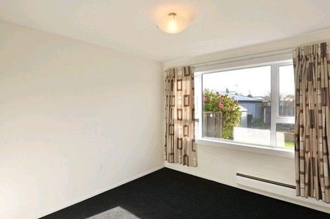 Photo of property in 51 Grahams Road, Ilam, Christchurch, 8041