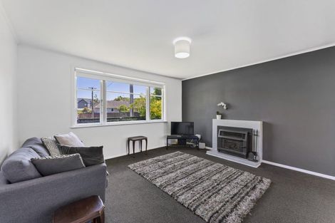 Photo of property in 2 Kopara Grove, Stokes Valley, Lower Hutt, 5019