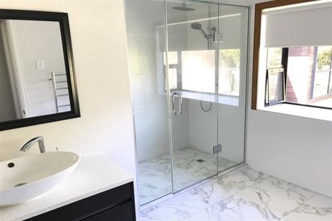 Photo of property in 40 Gracechurch Drive, Flat Bush, Auckland, 2016