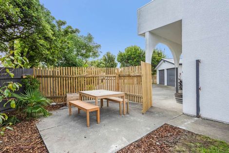 Photo of property in 138 Gloucester Street, Taradale, Napier, 4112